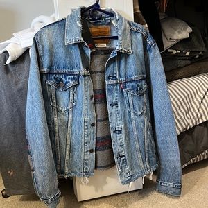 Levi Medium Men’s Denim Jacket
